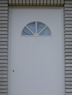 Tischlerei Helmut Meyer GmbH - Haustüren - HT 166